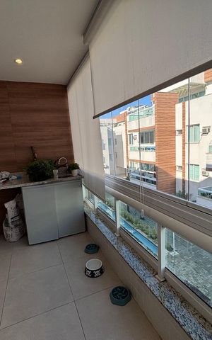 Apartamento à venda com 76m², 3 quartos e 1 vaga Apartamento à venda com 76m², 3 quartos e 1 vagaVaranda