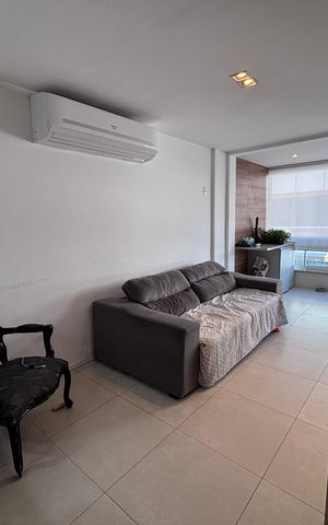 Apartamento à venda com 76m², 3 quartos e 1 vaga Apartamento à venda com 76m², 3 quartos e 1 vagaSala