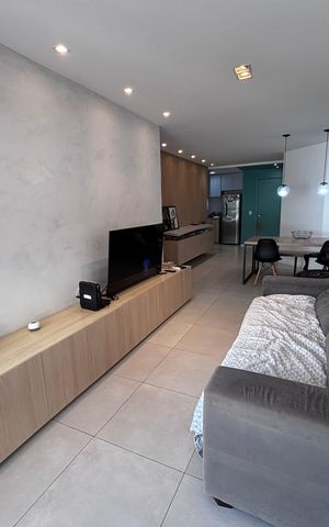 Apartamento à venda com 76m², 3 quartos e 1 vaga Apartamento à venda com 76m², 3 quartos e 1 vagaSala