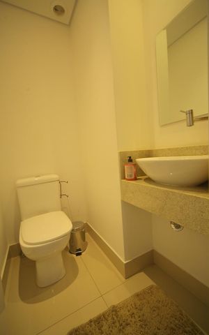 Apartamento à venda com 78m², 2 quartos e 2 vagasLavabo da Sala 