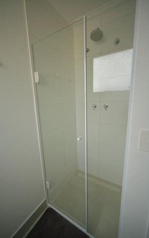 Apartamento à venda com 78m², 2 quartos e 2 vagasBanheiro da Suíte 2