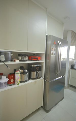 Apartamento à venda com 78m², 2 quartos e 2 vagasCozinha 