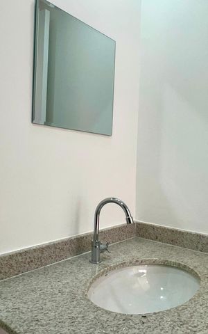 Studio para alugar com 25m², 1 quarto e sem vaga Studio para alugar com 25m², 1 quarto e sem vagaBanheiro da Suíte