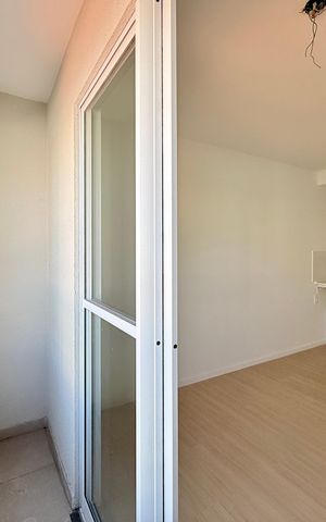 Studio à venda com 24m², 1 quarto e sem vaga Studio à venda com 24m², 1 quarto e sem vagaSacada