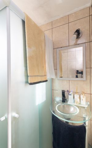 Apartamento à venda com 42m², 2 quartos e 1 vaga Apartamento à venda com 42m², 2 quartos e 1 vagaBanheiro
