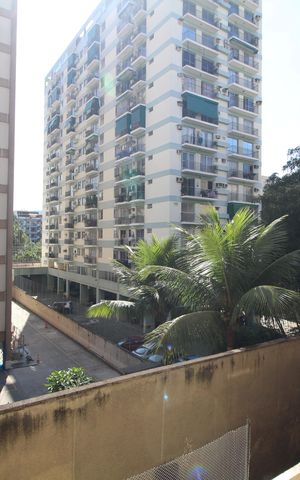 Apartamento para alugar com 92m², 2 quartos e 1 vagaSala - Vista