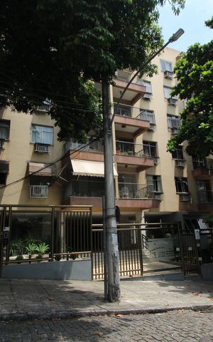 Apartamento para alugar com 92m², 2 quartos e 1 vagaFachada