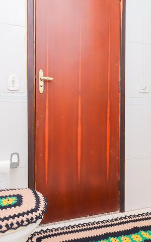 Casa à venda com 150m², 3 quartos e 2 vagasBanheiro da Suíte