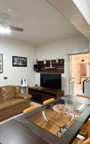 Casa à venda com 180m², 3 quartos e 2 vagas Casa à venda com 180m², 3 quartos e 2 vagasSalão