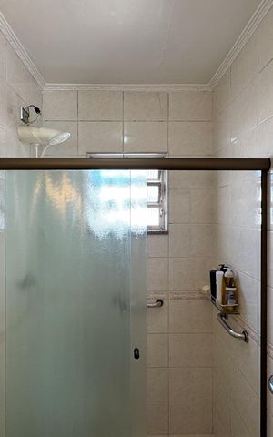 Casa à venda com 180m², 3 quartos e 2 vagas Casa à venda com 180m², 3 quartos e 2 vagasBanheiro - Suíte 1