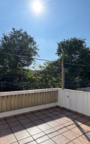 Casa à venda com 180m², 3 quartos e 2 vagas Casa à venda com 180m², 3 quartos e 2 vagasSacada - Suíte 1
