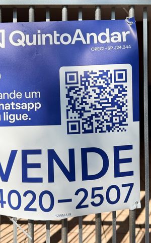 Casa à venda com 180m², 3 quartos e 2 vagas Casa à venda com 180m², 3 quartos e 2 vagasPlaca