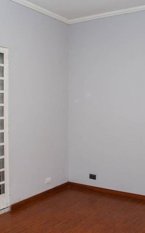 Casa à venda com 175m², 5 quartos e 2 vagas