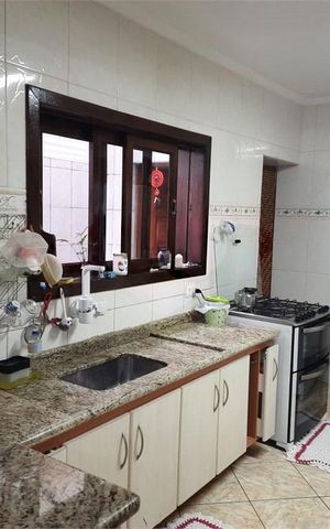 Casa à venda com 257m², 3 quartos e 2 vagas