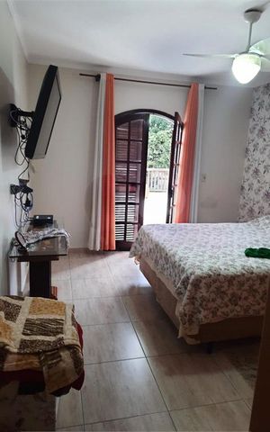 Casa à venda com 257m², 3 quartos e 2 vagas