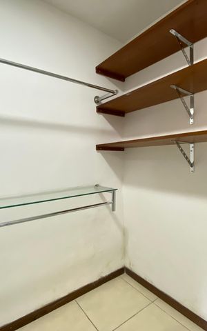 Casa à venda com 236m², 3 quartos e 3 vagas