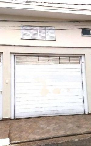 Casa à venda com 300m², 3 quartos e 4 vagas