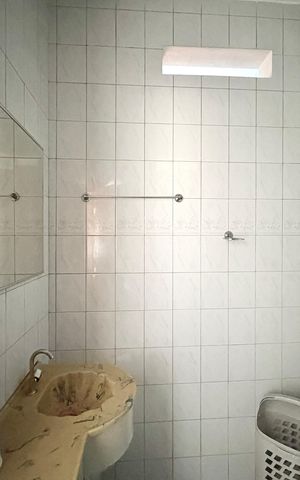 Casa à venda com 280m², 4 quartos e 2 vagasBanheiro da Suíte 2