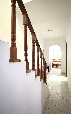 Casa à venda com 280m², 4 quartos e 2 vagasCorredor