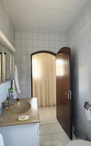 Casa à venda com 280m², 4 quartos e 2 vagasBanheiro da Suíte 3
