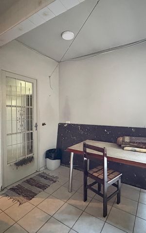 Casa à venda com 280m², 4 quartos e 2 vagasÁrea de Serviço