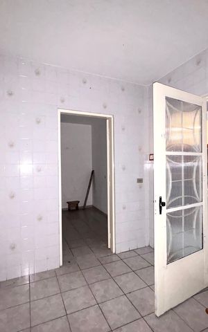Casa à venda com 280m², 4 quartos e 2 vagasSala/ Cozinha da Edícula 2