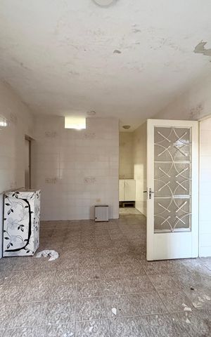 Casa à venda com 280m², 4 quartos e 2 vagasSala/ Cozinha da Edícula 1