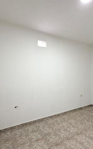 Casa à venda com 280m², 4 quartos e 2 vagasQuarto 2 - Edícula 1 