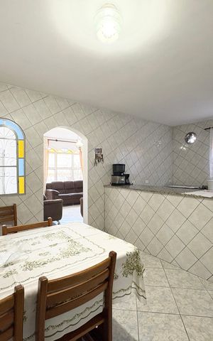 Casa à venda com 280m², 4 quartos e 2 vagasCopa