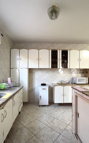 Casa à venda com 280m², 4 quartos e 2 vagasCozinha