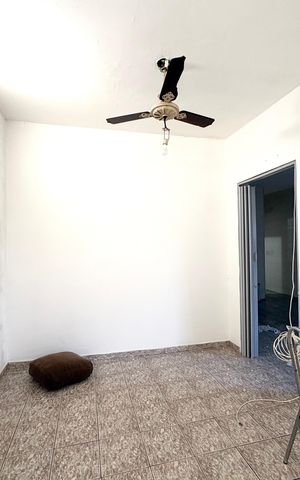 Casa à venda com 280m², 4 quartos e 2 vagasQuarto 1 - Edícula 1 