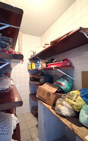 Casa à venda com 280m², 4 quartos e 2 vagasÁrea de Serviço