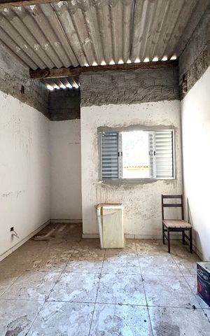 Casa à venda com 280m², 4 quartos e 2 vagasSuíte 4