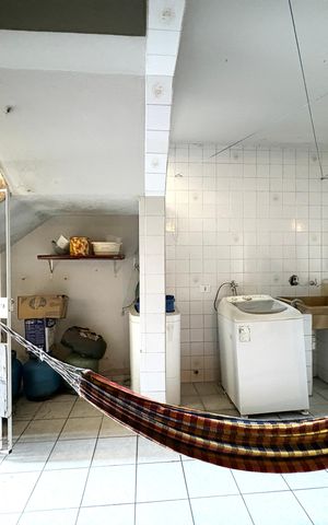Casa à venda com 280m², 4 quartos e 2 vagasÁrea de Serviço