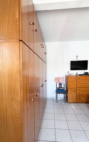 Casa à venda com 280m², 4 quartos e 2 vagasSuíte 3