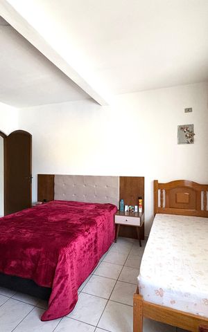 Casa à venda com 280m², 4 quartos e 2 vagasSuíte 3