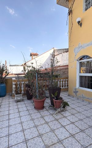 Casa à venda com 280m², 4 quartos e 2 vagasQuintal