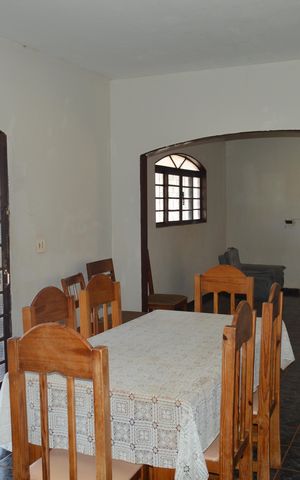 Casa para alugar com 300m², 4 quartos e 5 vagasSala