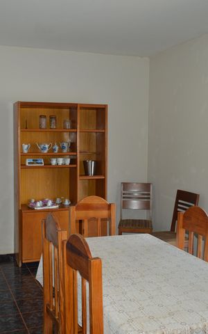 Casa para alugar com 300m², 4 quartos e 5 vagasSala