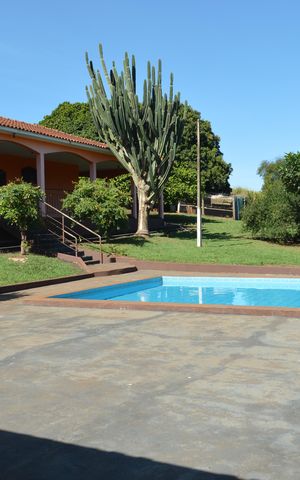 Casa para alugar com 300m², 4 quartos e 5 vagasPiscina