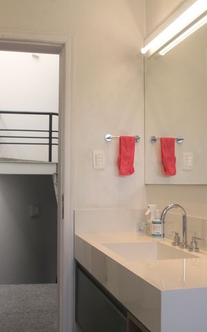 Casa à venda com 379m², 3 quartos e 3 vagasBanheiro 2
