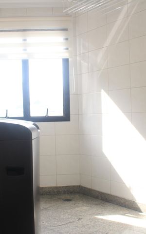 Casa à venda com 379m², 3 quartos e 3 vagasÁrea de Serviço