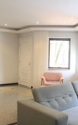 Casa à venda com 379m², 3 quartos e 3 vagasSala