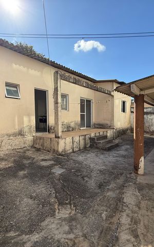 Casa para alugar com 300m², 2 quartos e 1 vaga Casa para alugar com 300m², 2 quartos e 1 vagaÁrea externa