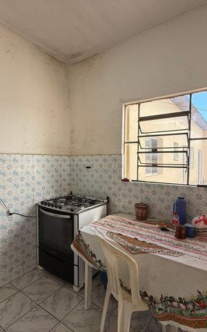 Casa para alugar com 300m², 2 quartos e 1 vaga Casa para alugar com 300m², 2 quartos e 1 vagaCozinha