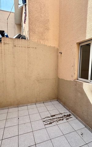 Casa à venda com 300m², 2 quartos e 2 vagasQuintal 