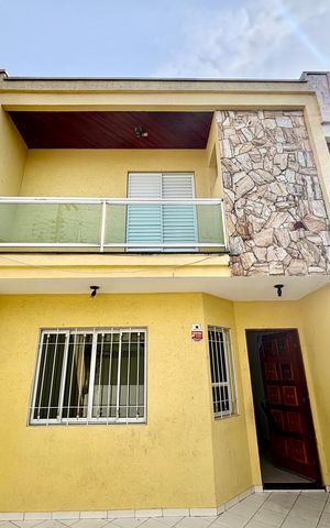 Casa à venda com 300m², 2 quartos e 2 vagasGaragem 