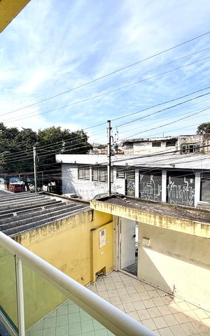 Casa à venda com 300m², 2 quartos e 2 vagasVaranda 