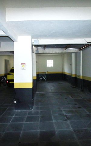 Apartamento à venda com 52m², 2 quartos e 1 vagaÁrea comum - garagem