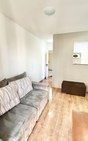 Apartamento à venda com 55m², 2 quartos e 1 vaga Apartamento à venda com 55m², 2 quartos e 1 vagaSala